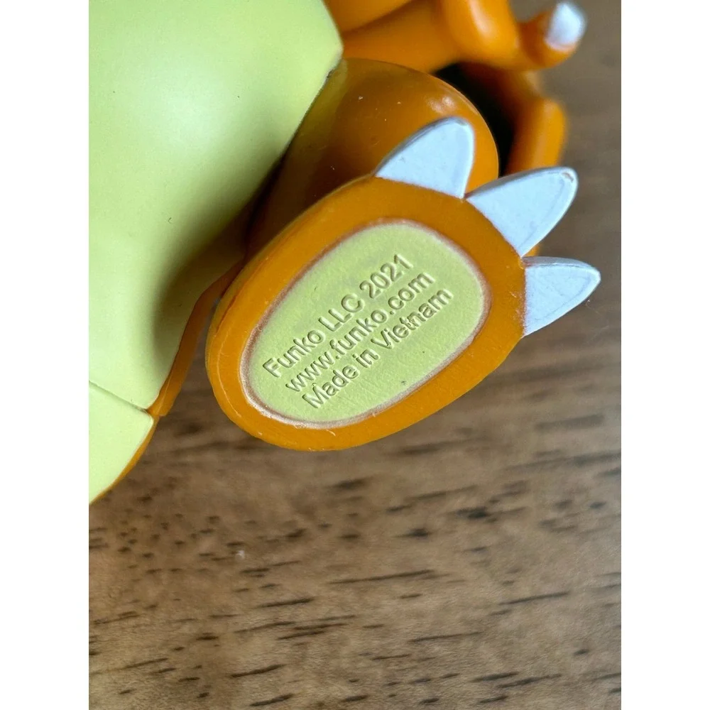 Funko Pop Pokemon Charizard 843 and Eevee 577 Vinyl Figures Lot DRM210708 2021
